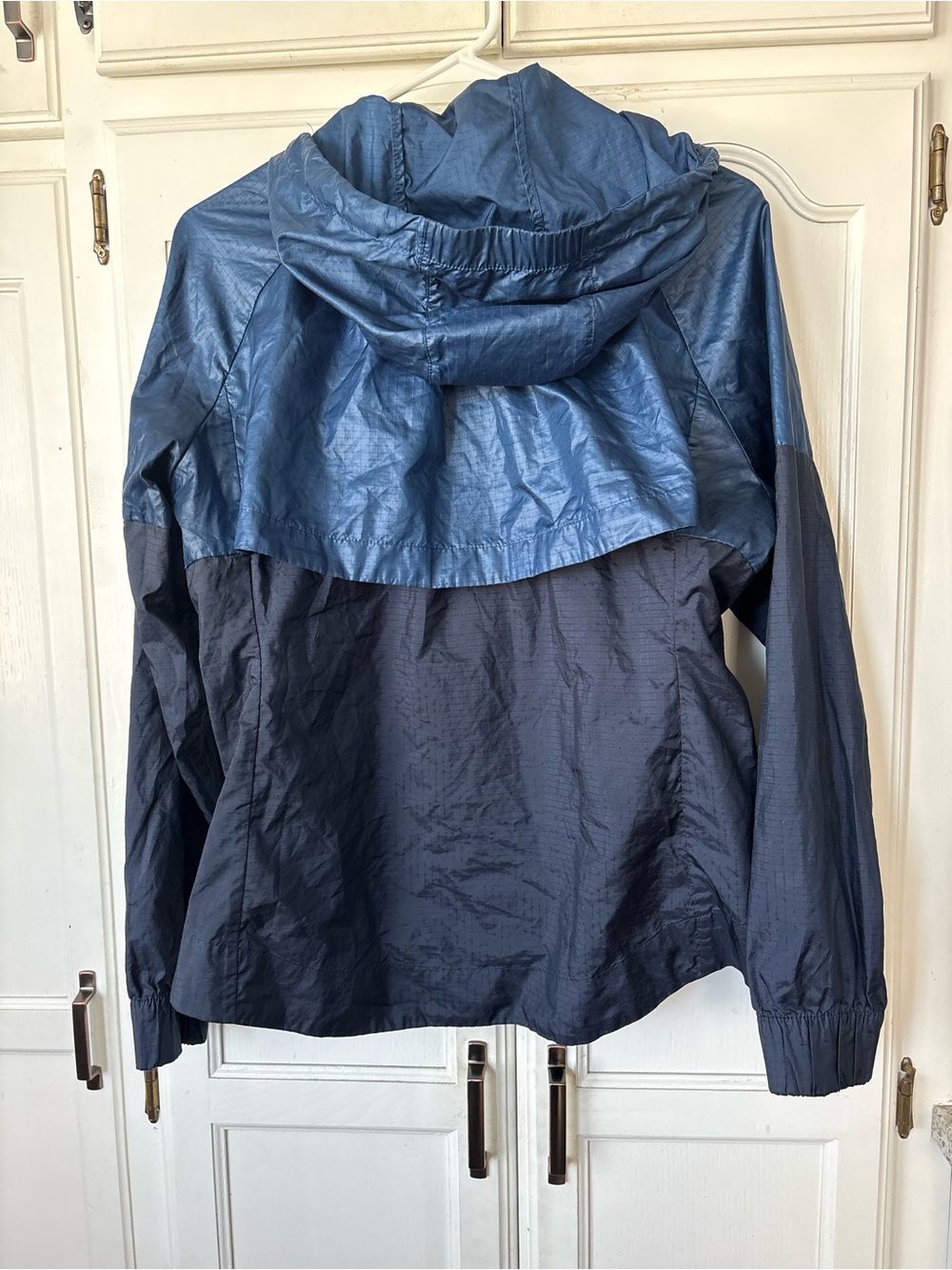 Nike Blue and Navy Windbreaker Utility Jacket - Picture 7 of 8